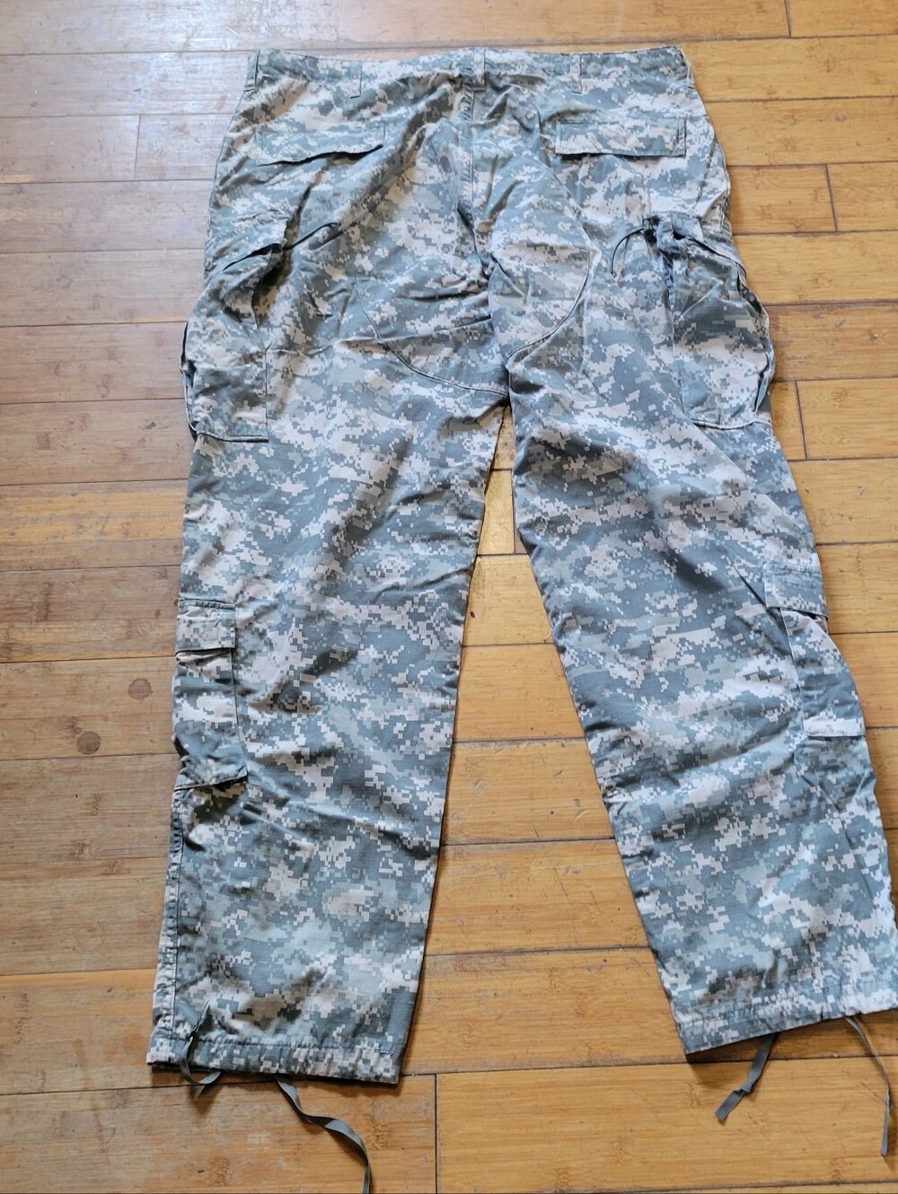 Authentic Army Combat Uniform Camo Trousers Men's XL